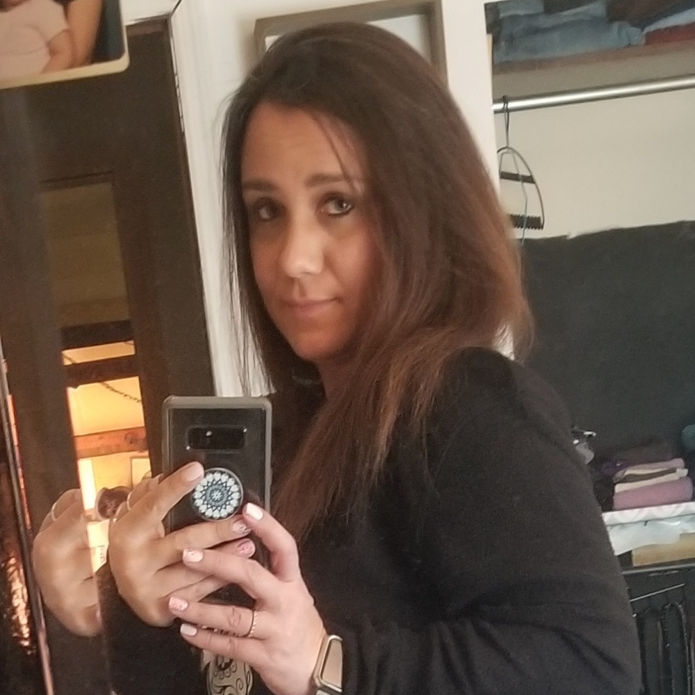 Meet your Posher, Nicole